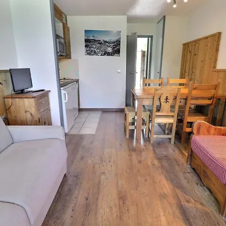 Skis Aux Pieds A La Tania - 2 Pieces, 31m², 4 Pers, Balcon, Proche Commerces - Fr-1-182a-17 Apartment *
