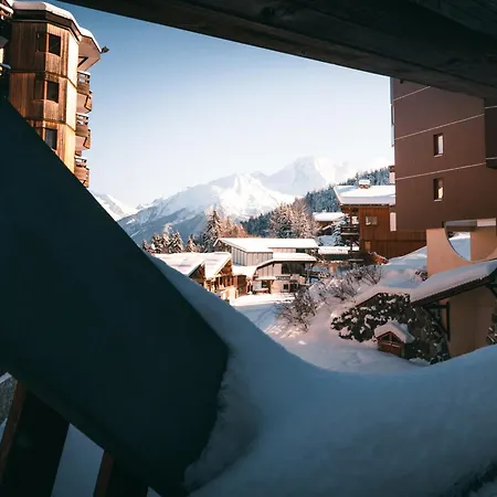 Skis Aux Pieds A La Tania - 2 Pieces, 31m², 4 Pers, Balcon, Proche Commerces - Fr-1-182a-17 Apartment *